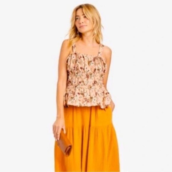 New with tags! Universal Thread Pale Pink Floral Leaf Print Ruffle Peplum Top - Picture 3 of 9